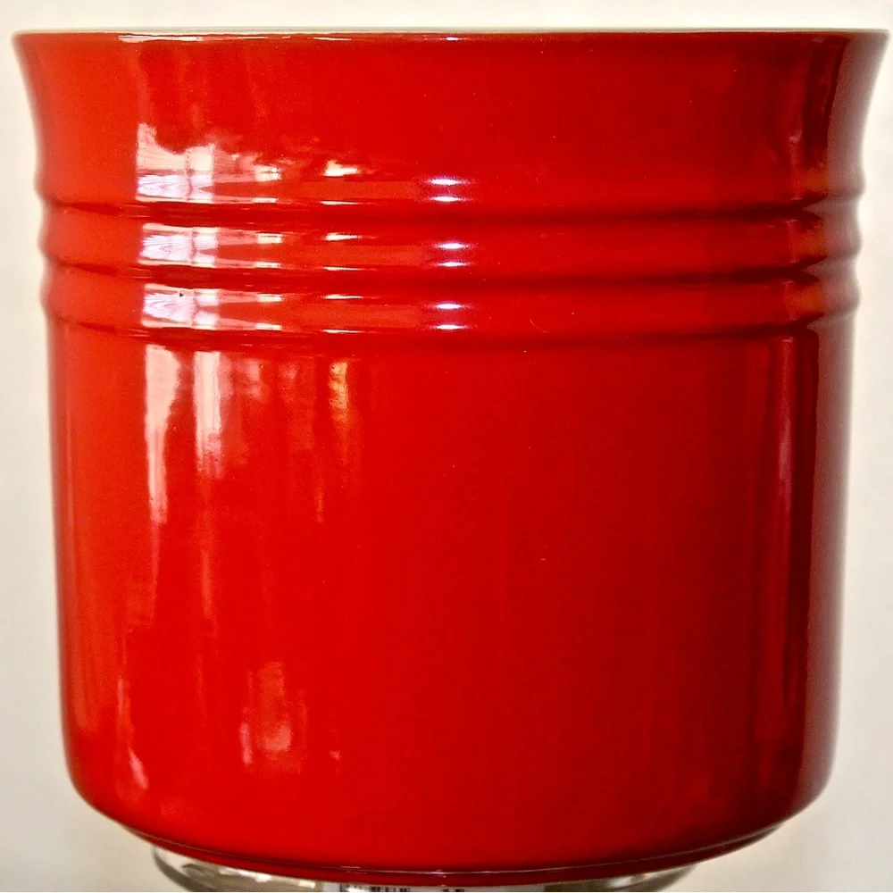 LE CREUSET RED 2.3L/2.75QT UTENSIL CROCK 6 INCH NEW